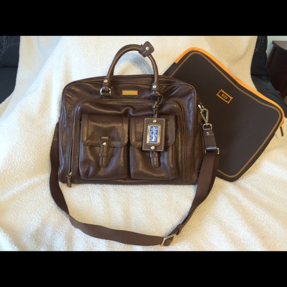 TUMI computer bag in brown leather
