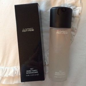 MAC Prep & Prime Spray