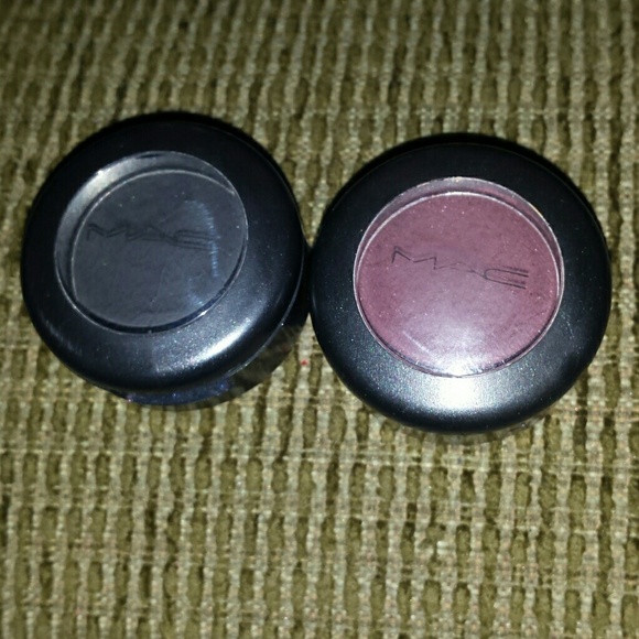 MAC eyeshadow