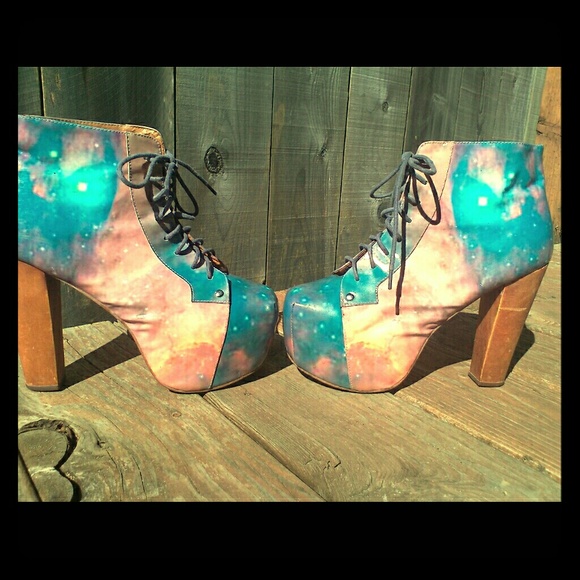 Jeffrey Campbell Cosmic Lita 8.5 sale pending