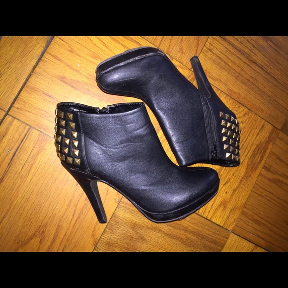 Forever 21 Shoes - , black heels 👠😘💄💄