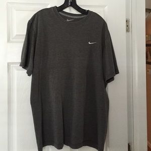Men's Nike tee shirt