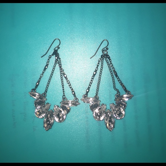 Flower crystal stone statement earring silver