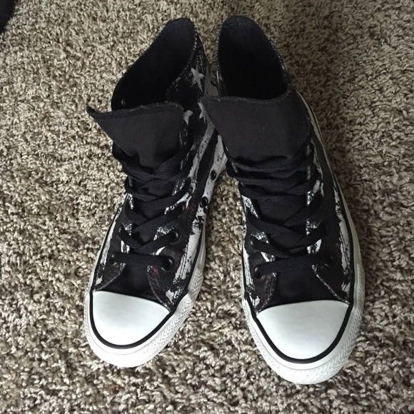 Converse Hightops "Destroyed American Flag"