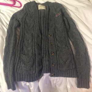 Hollister sweater