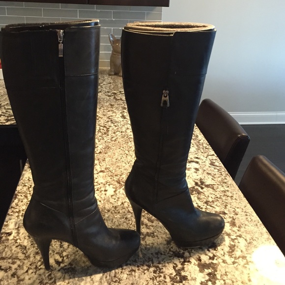 Guess Tall heeled boot