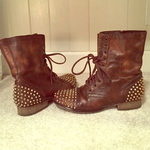 Steve Madden Leather combat boots