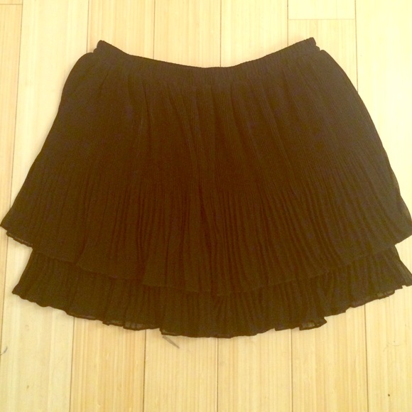 Micropleat black skirt