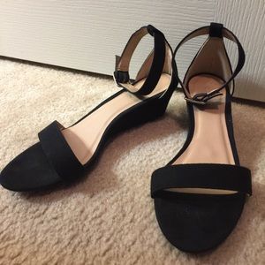 Black Old Navy strap sandals.  Size 8.
