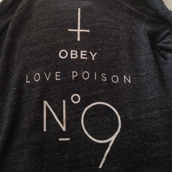 oversized OBEY crew neck