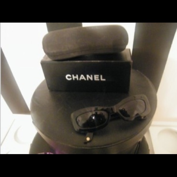 Black Chanel Quilted Sunglasses - Picture 2 of 4