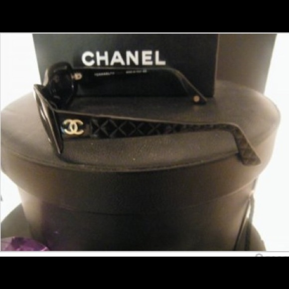 Black Chanel Quilted Sunglasses - Picture 3 of 4