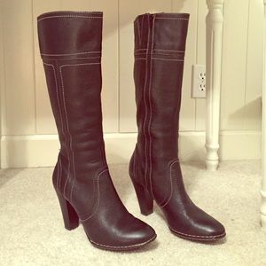 Sofft leather heeled boots