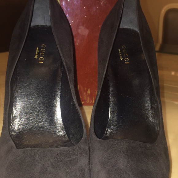 Shoes - Picture 2 of 4