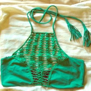 Acacia Panama Top in LauLau