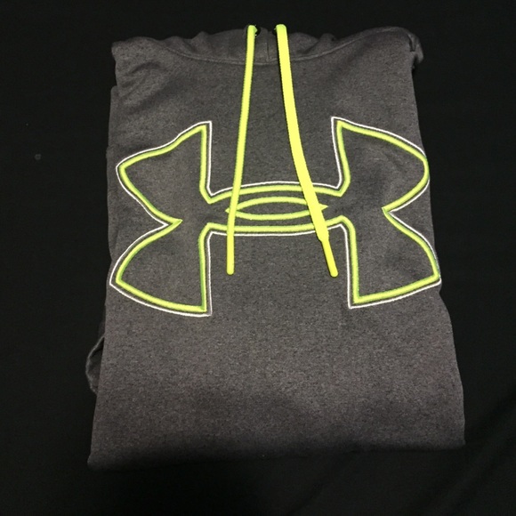 Under Armor X-Storm sweatshirt