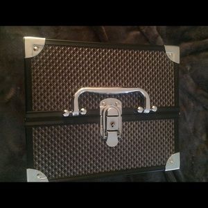 Makeup case