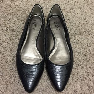 Loft Snake Skin black flats!