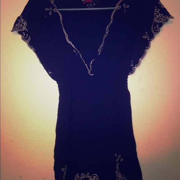 Black shirt