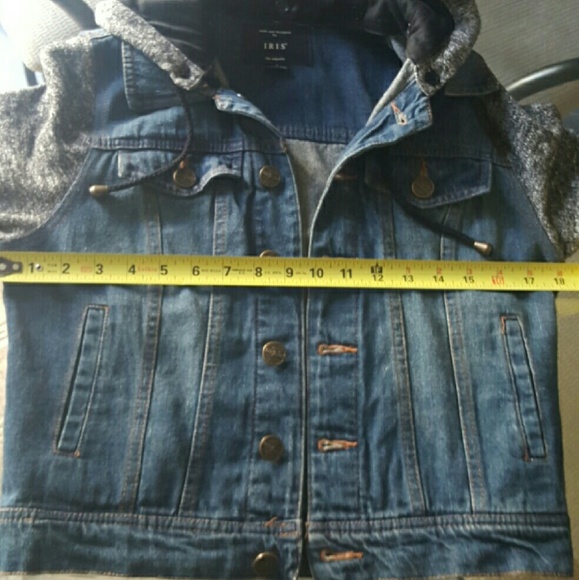 Denim jacket - Picture 3 of 4