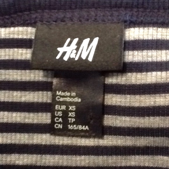 H&M. Stripes Knit Top. Navy Blue - Picture 3 of 3