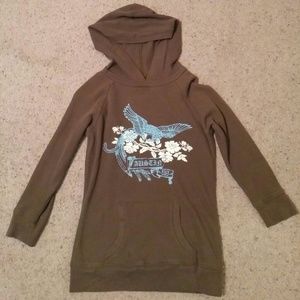 Hoodes/front pocket shirt