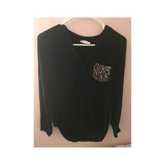 Pacsun (V Neck) Blouse