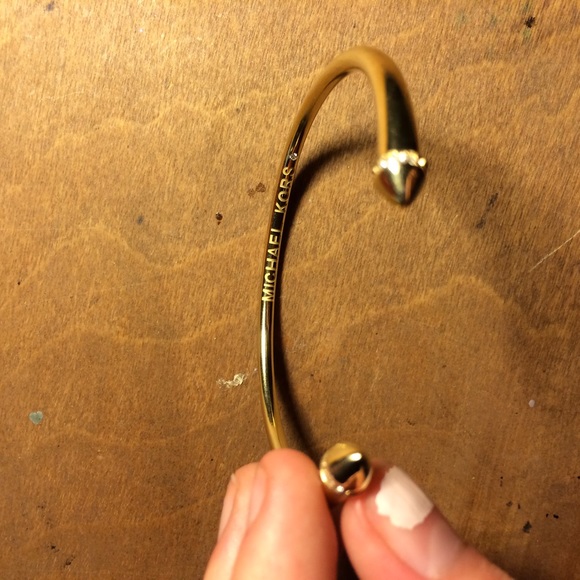 Micheal kors bracelet - Picture 2 of 2