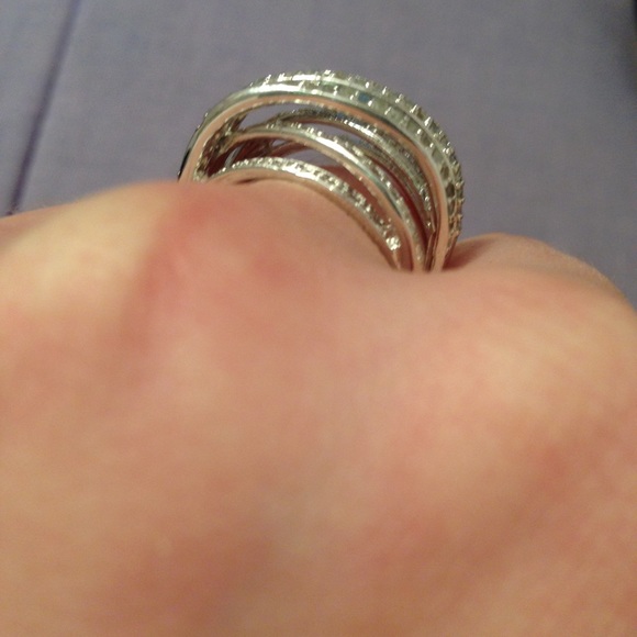 Victoria Townsend Sterling Silver Diamond ring - Picture 2 of 4