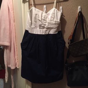 🚫🚫SOLD White & navy dress