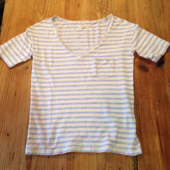 Aerie striped v-neck pocket tee, S