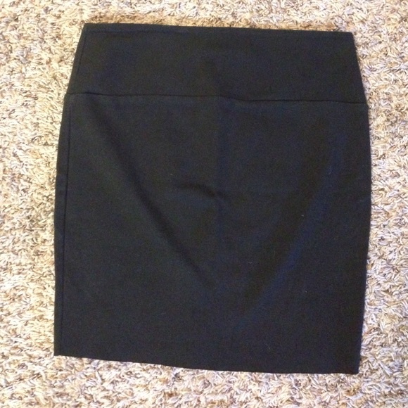 Black cotton skirt