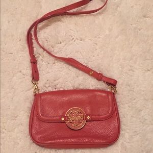 Tory Burch Amanda cross body in  orange