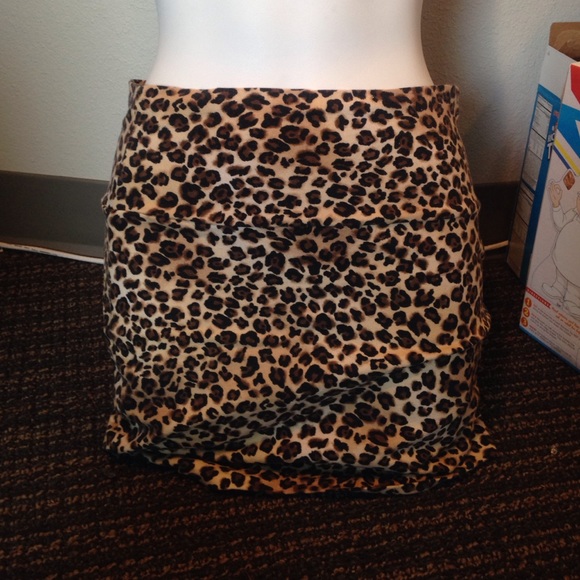 Leopard Pencil Skirt