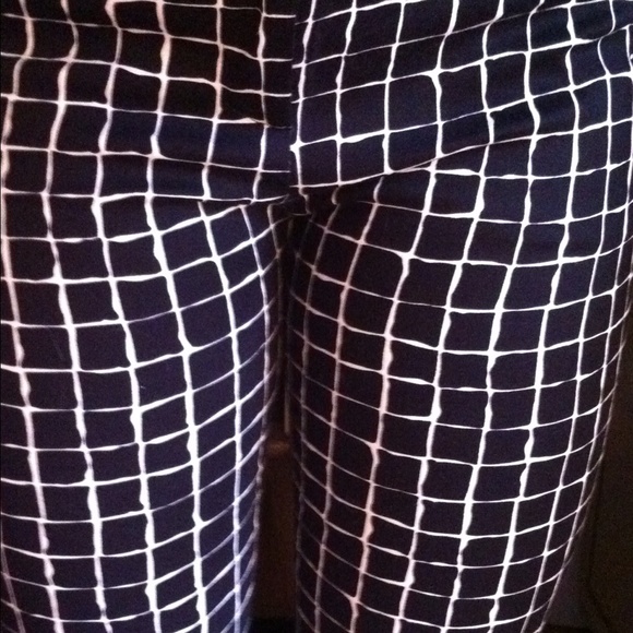 sold!💦aesthetic af grid pants💫 - Picture 3 of 4