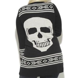 Wet Seal Skull Pullover Sweater (L-XL)