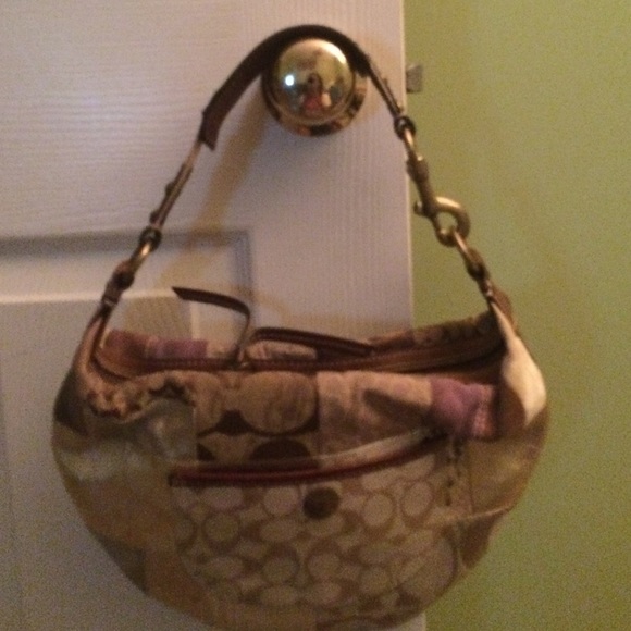 Purse - Picture 1 of 4