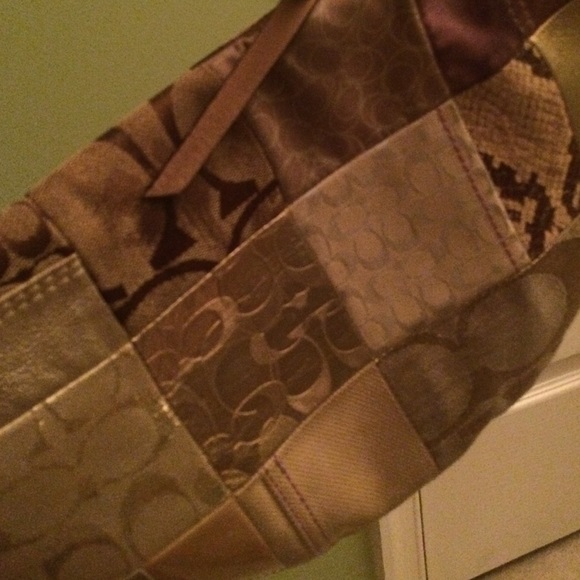 Purse - Picture 3 of 4
