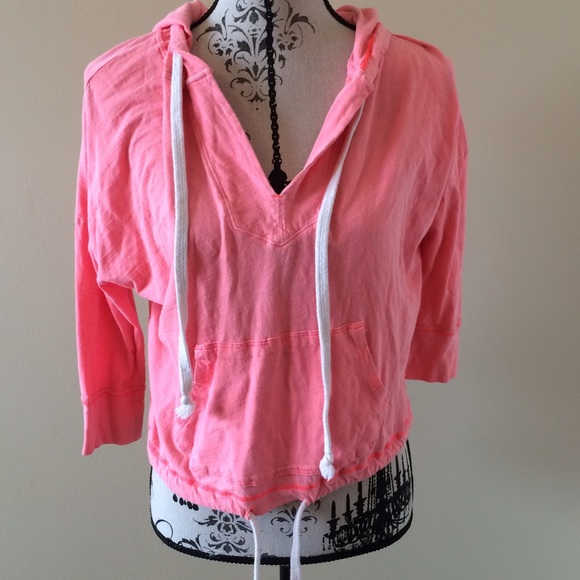 🎉Pink American Eagle Shirt