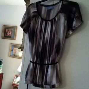 Ladies Belted Vera Wang Top