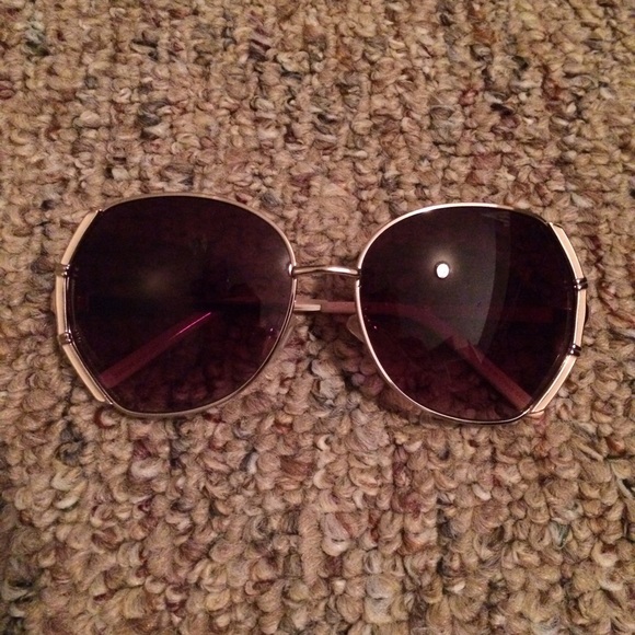 Jennifer Lopez sunglasses