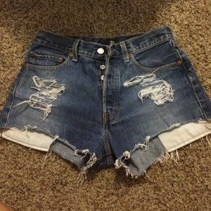 Levi high waisted shorts!