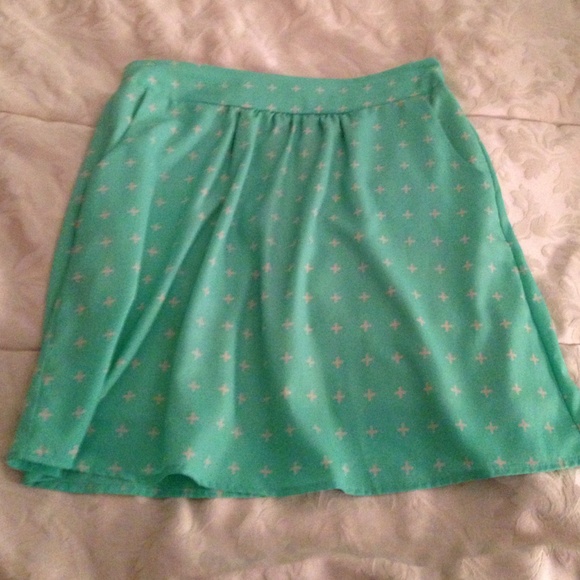 Francesca skirt. Mint green with tan x's. Pockets!