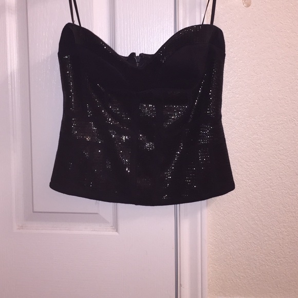 BEBE STRAPLESS TOP
