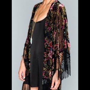 NWT Show me your mumu fringe kimono