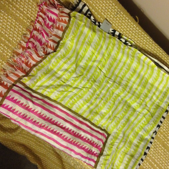 Scarf - Picture 3 of 4