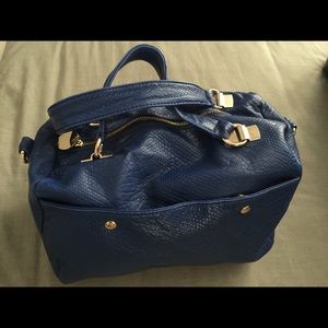 Blue purse "deux lux"
