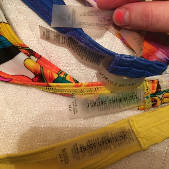 Victoria's Secret swim top - Picture 2 of 3