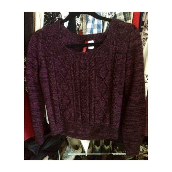 Maroon and black sweater!