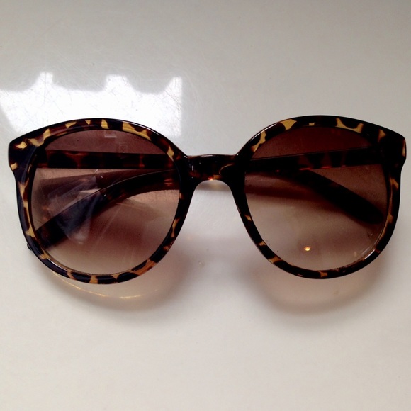 Forever 21 sunglasses